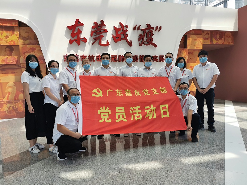 ս���ߡ���ʵ��μ������ѵ�֧����ǰ�п���Ӣ���¾�