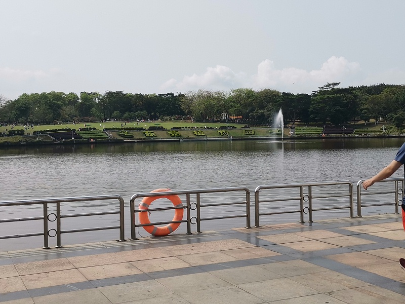 �������ջᡪ���ж�������һ·ͬҵ��